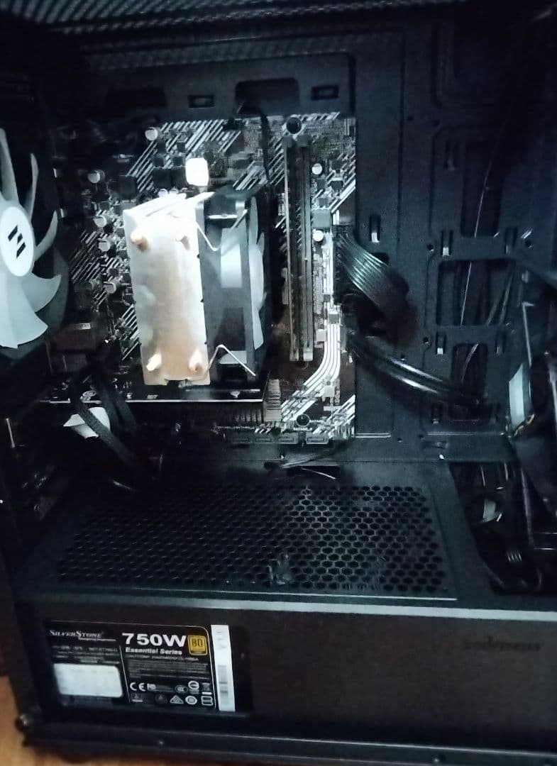 格安PC i3-10100F m.2 512GB RAM16GB - Windowsデスクトップお 手頃 価格