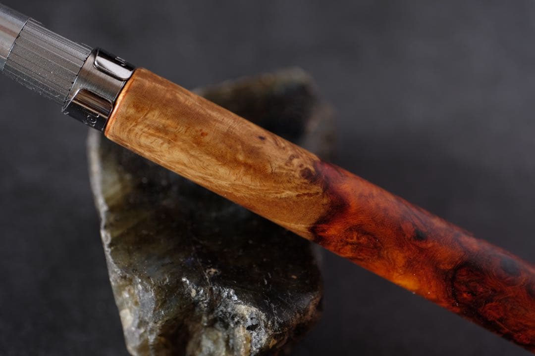 PG5木軸カスタム0202　高村杢工房 製図用シャープペンシル　花梨瘤紅白