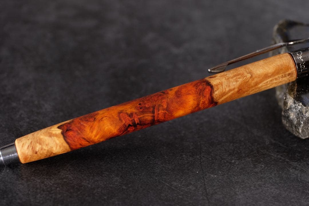 PG5木軸カスタム0202　高村杢工房 製図用シャープペンシル　花梨瘤紅白