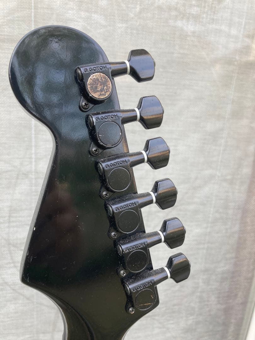 Tomson ブラック エレキギター ストラトキャスタータイプ