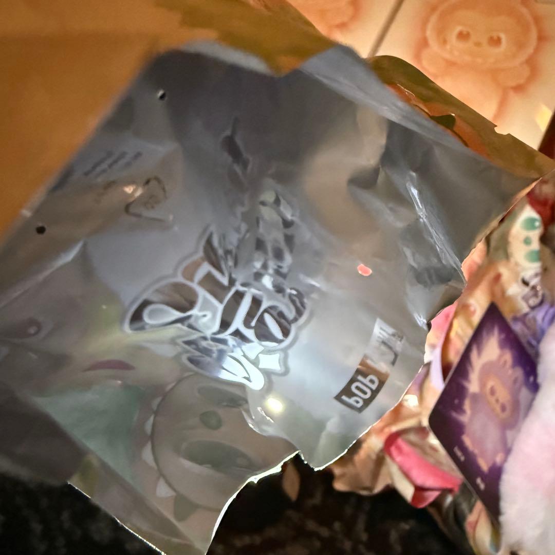 正規品 ラブブ Big into Energy LABUBU ４体セット