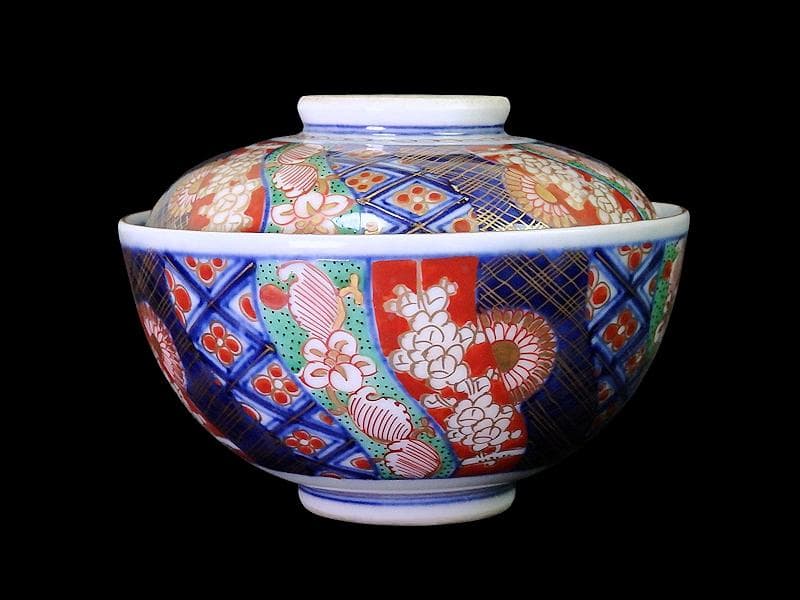 大聖寺伊万里　金襴手　捻り紋に寿の図　蓋茶碗　N158AS-DCd