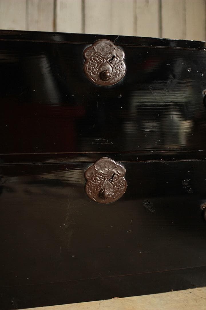 綺麗な巾着金具庄内箪笥 2段 タンス 収納 古家具 古民家 時代家具