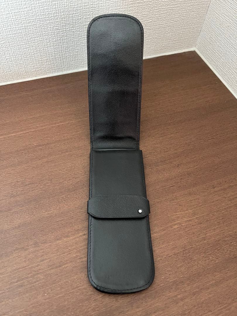 【新品未使用】Montblanc モンブラン 本革　筆箱　ペンケース　3本入り