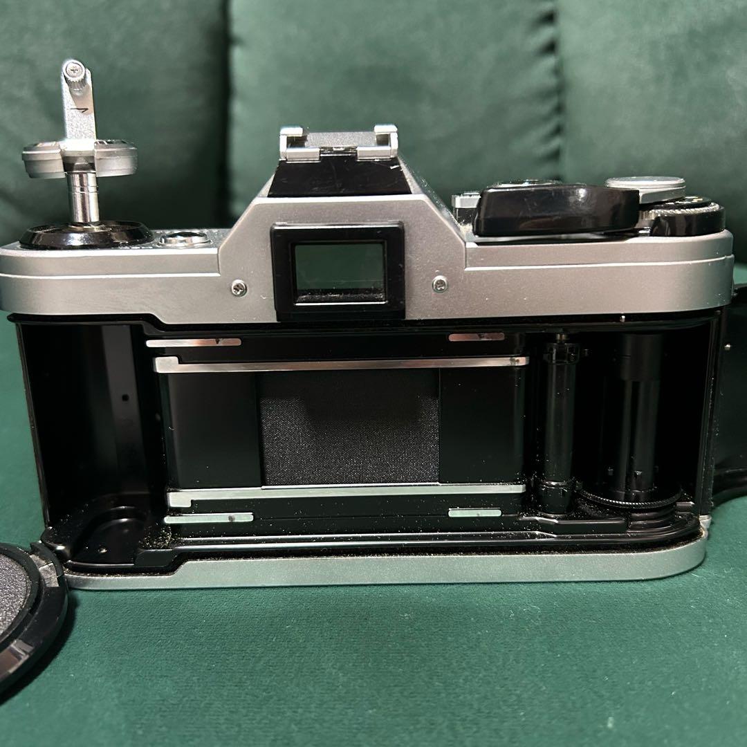 フィルム一眼レフ Canon AE-1 レンズ付き