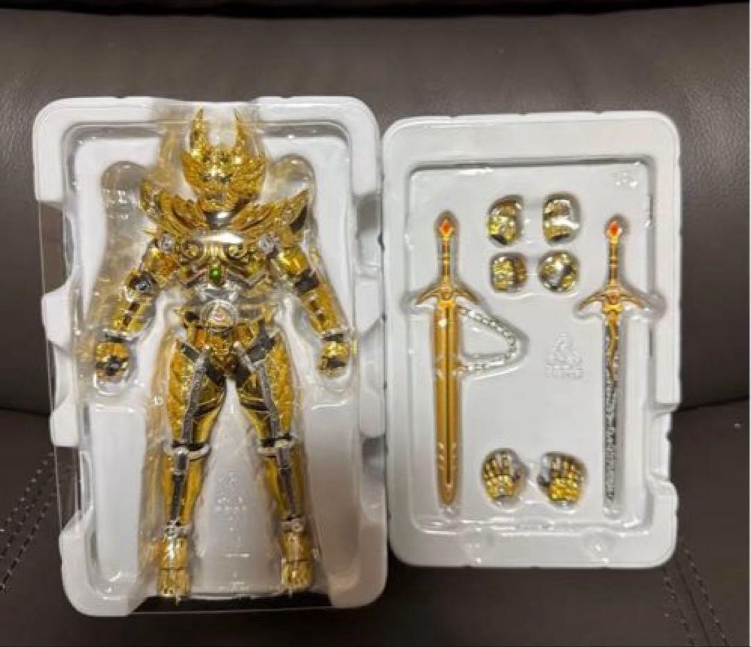 S.H.Figuarts (真骨彫製法) 黄金騎士牙狼　 (冴島鋼牙)