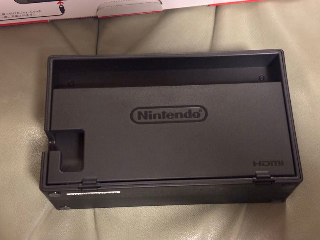 【未使用品】Nintendo Switch 本体 グレー