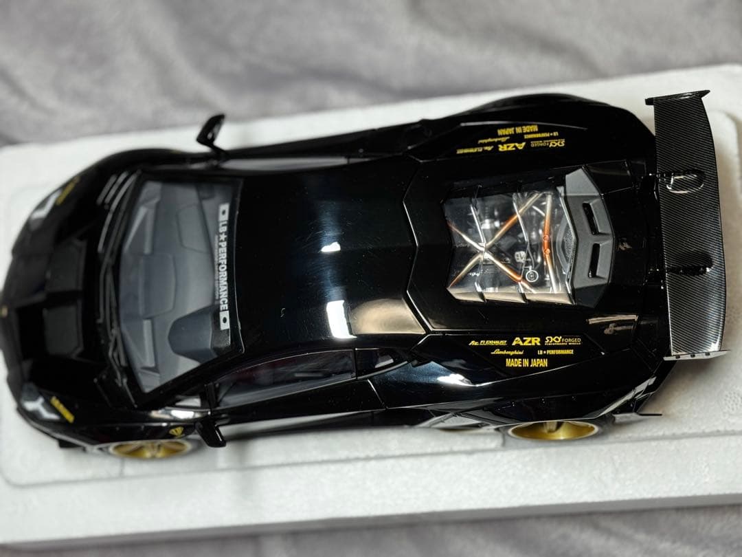 ミニカー LB-WORKS Aventador Limited Edition 1/18