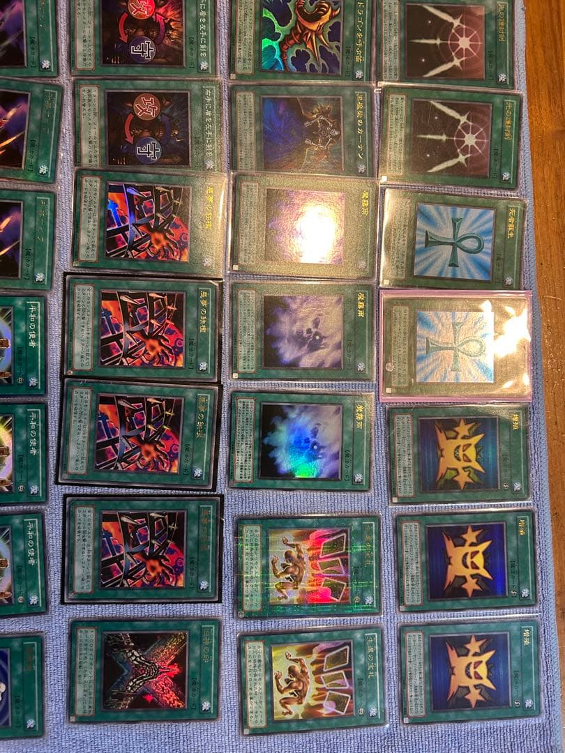 遊戯王OCG デュエルモンスターズ 魔法カード 77枚 引退品 まとめ売り
