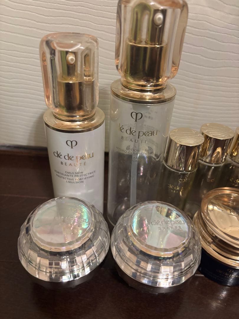 clé de peau スキンケアセット　空容器