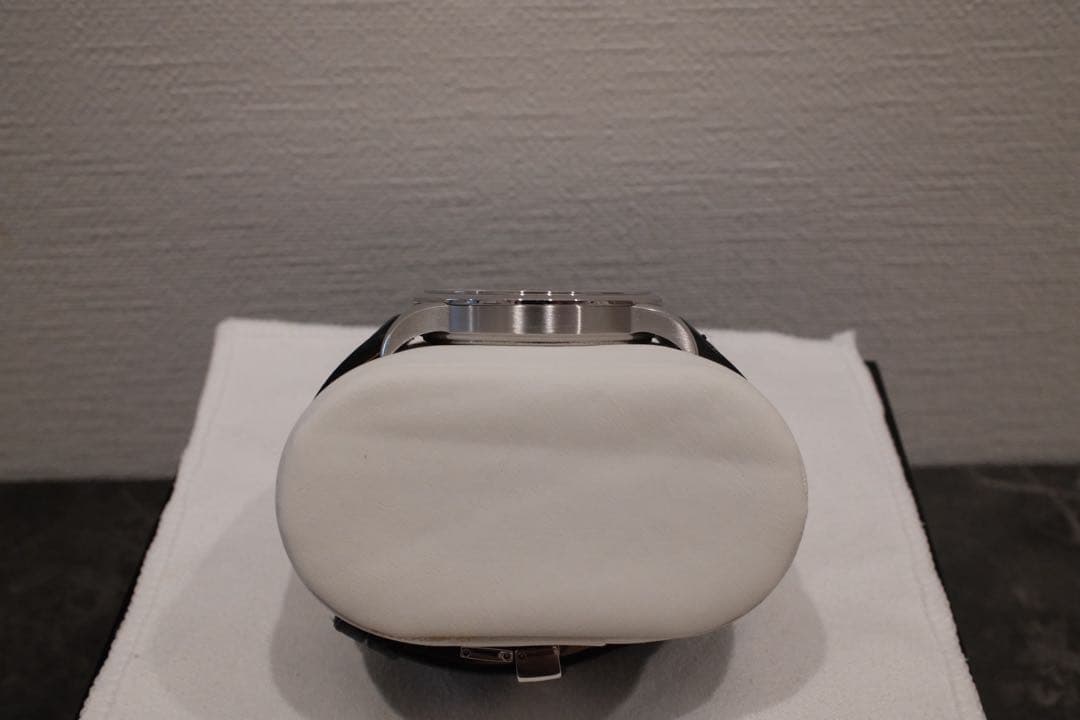 Corniche Heritage 40 黒文字盤