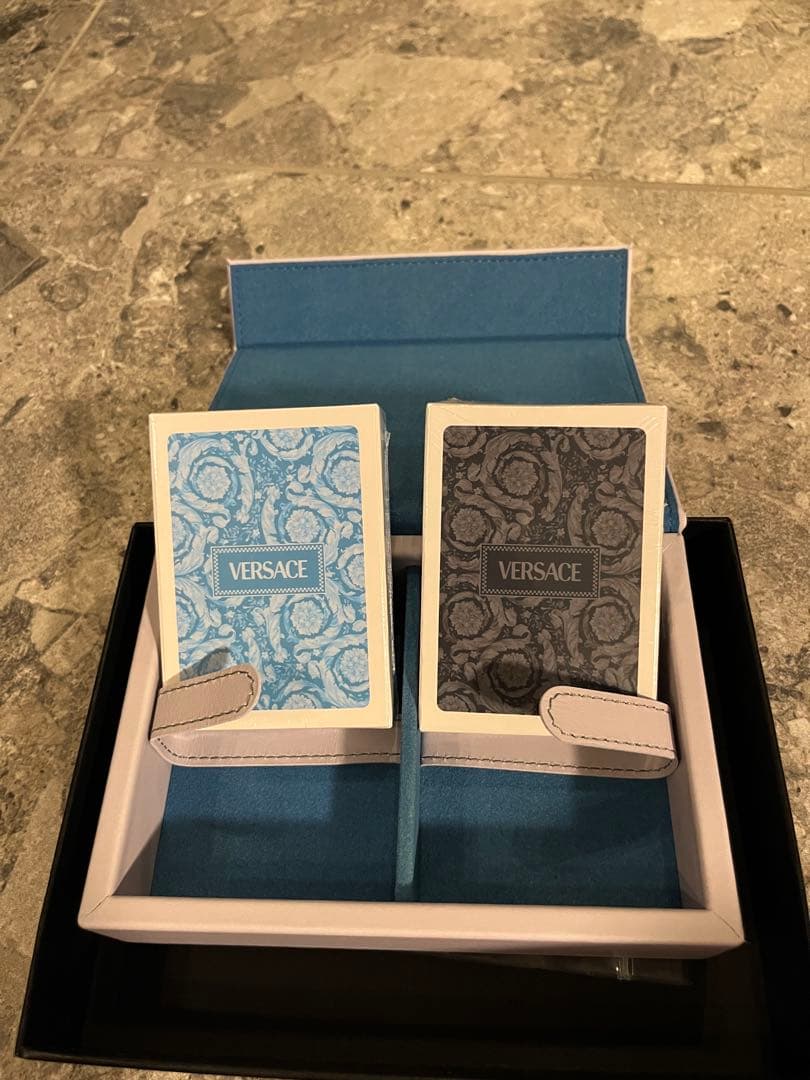 VERSACE メドゥーサ　トランプ　ボックスセット