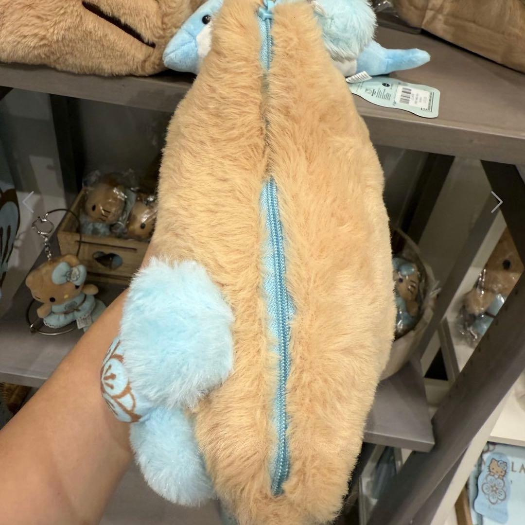 y*♡様 新品未開封　ハワイ カハラホテル限定　日焼けキティ ふわふわポーチ