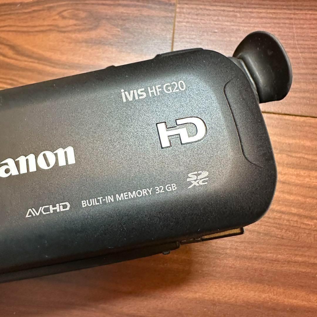 Canon IVIS フルハイビジョンビデオカメラ HF G20 2461