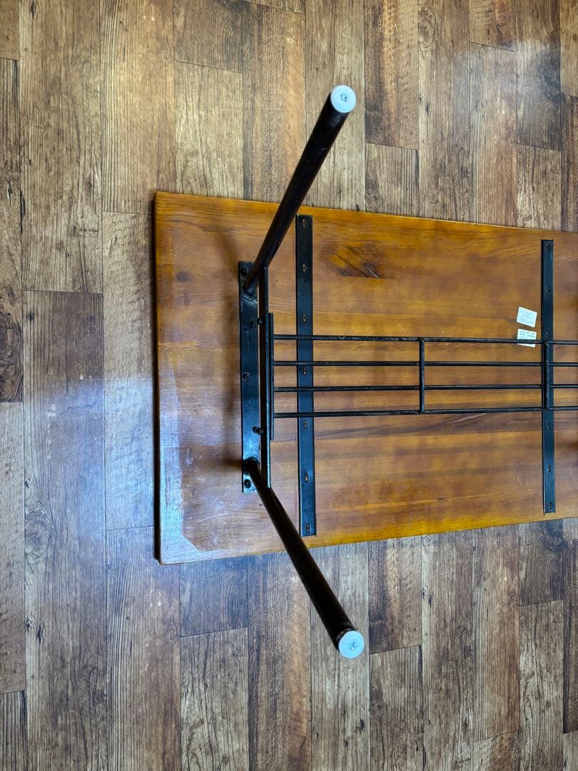 ビーカンパニー　ダイニングテーブル