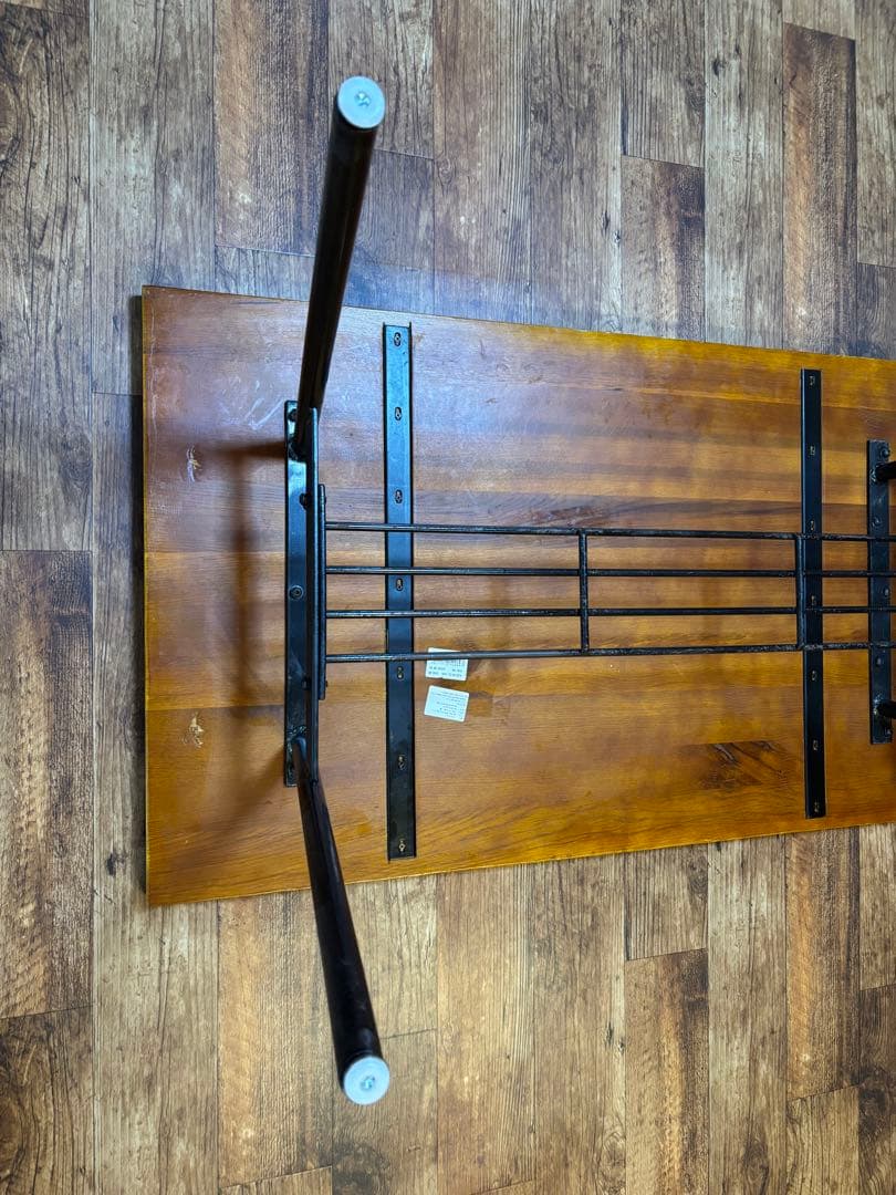 ビーカンパニー　ダイニングテーブル