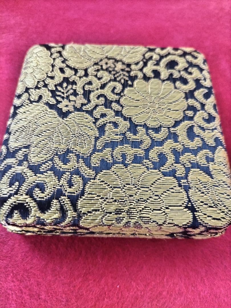 天皇陛下御即位五十年純銀メダル76ｇ