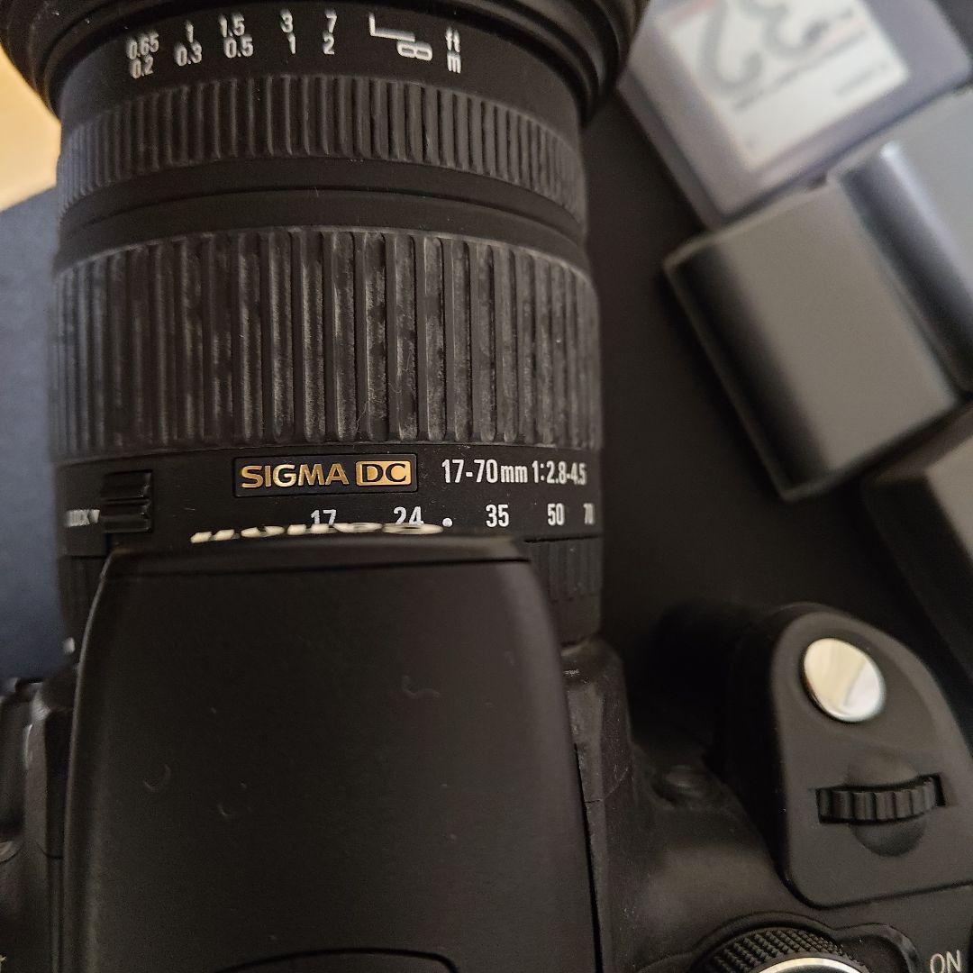 Canon EOS Kiss Digital N + SIGMA 17-70mm