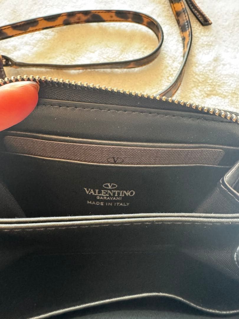 バレンチノ　ケース