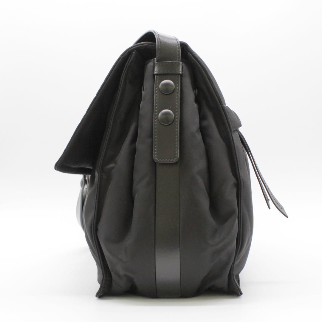 PRADA プラダ ナイロン ラージ パデッド ショルダーバッグ