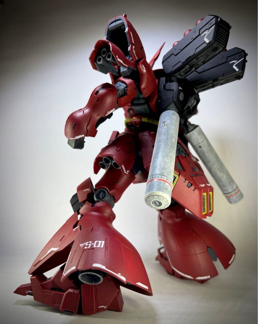 ガンプラRG 完成品 MSN-04 サザビー