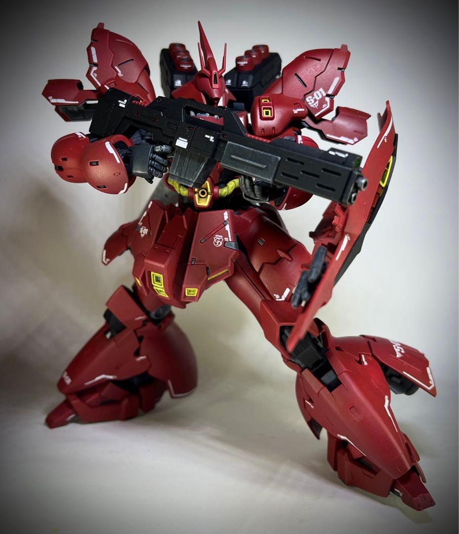 ガンプラRG 完成品 MSN-04 サザビー