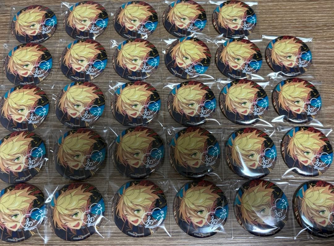 あんスタ トリップ TRIP 缶バッジ 白鳥藍良 - メルカリ