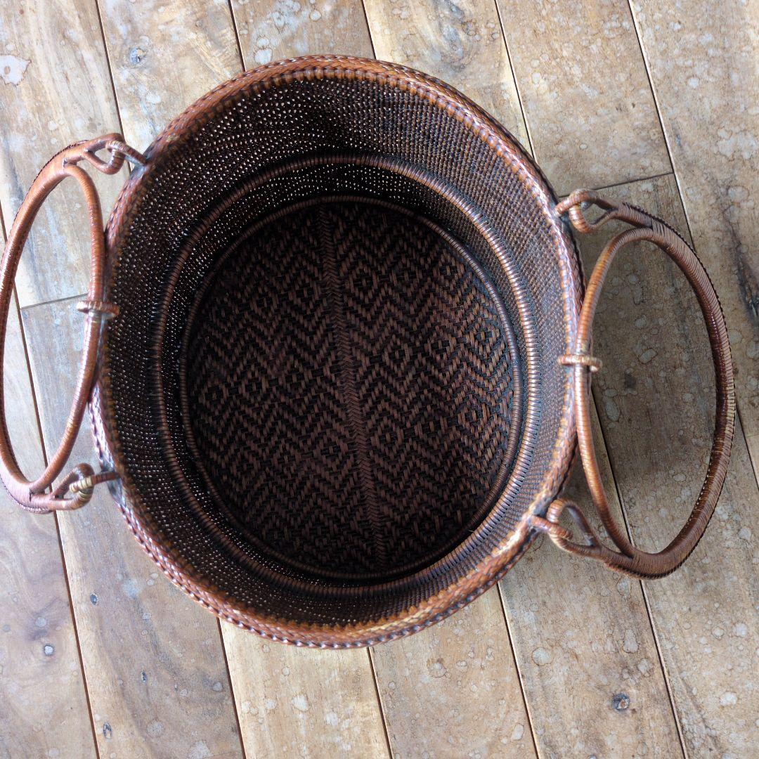 ヴィンテージ籠　民藝　東北　山葡萄　籐籠　昭和レトロ　あけび　手仕事　アタ