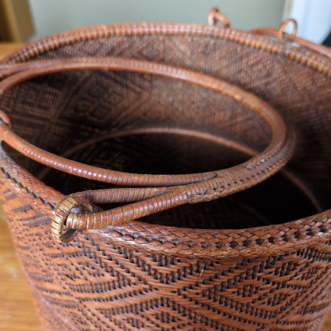 ヴィンテージ籠　民藝　東北　山葡萄　籐籠　昭和レトロ　あけび　手仕事　アタ
