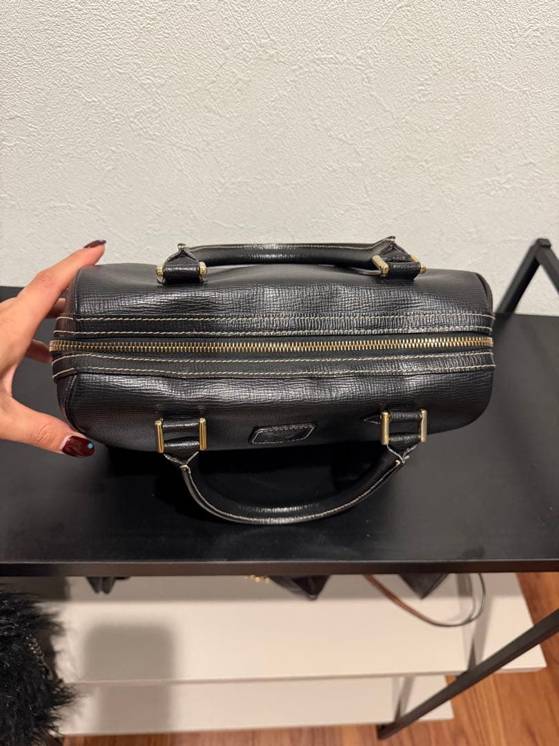 セリーヌ　黒 レザー ハンドバック