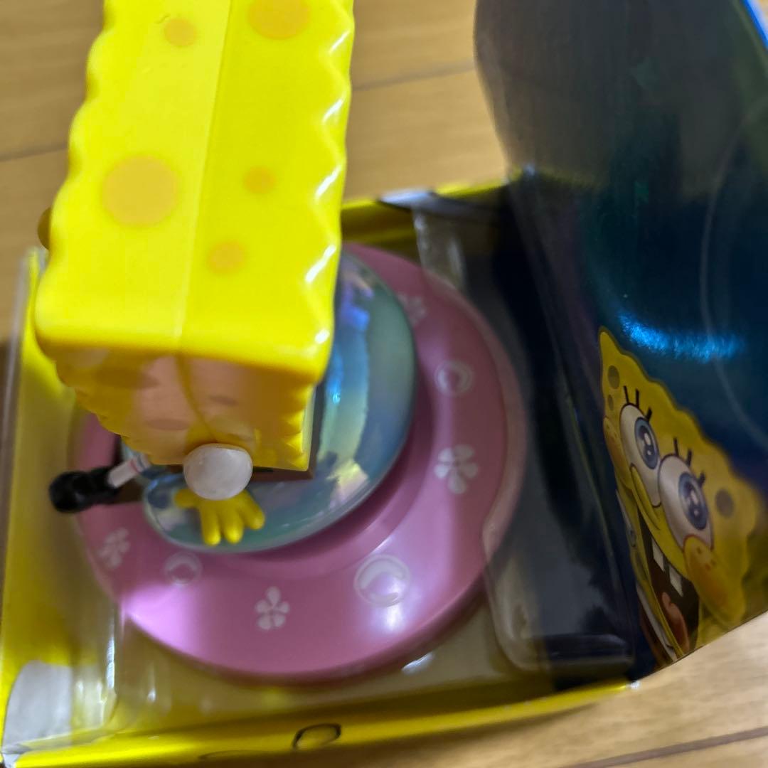 スポンジ・ボブ　ソーラーフィギュア　 ゆらゆらソーラー