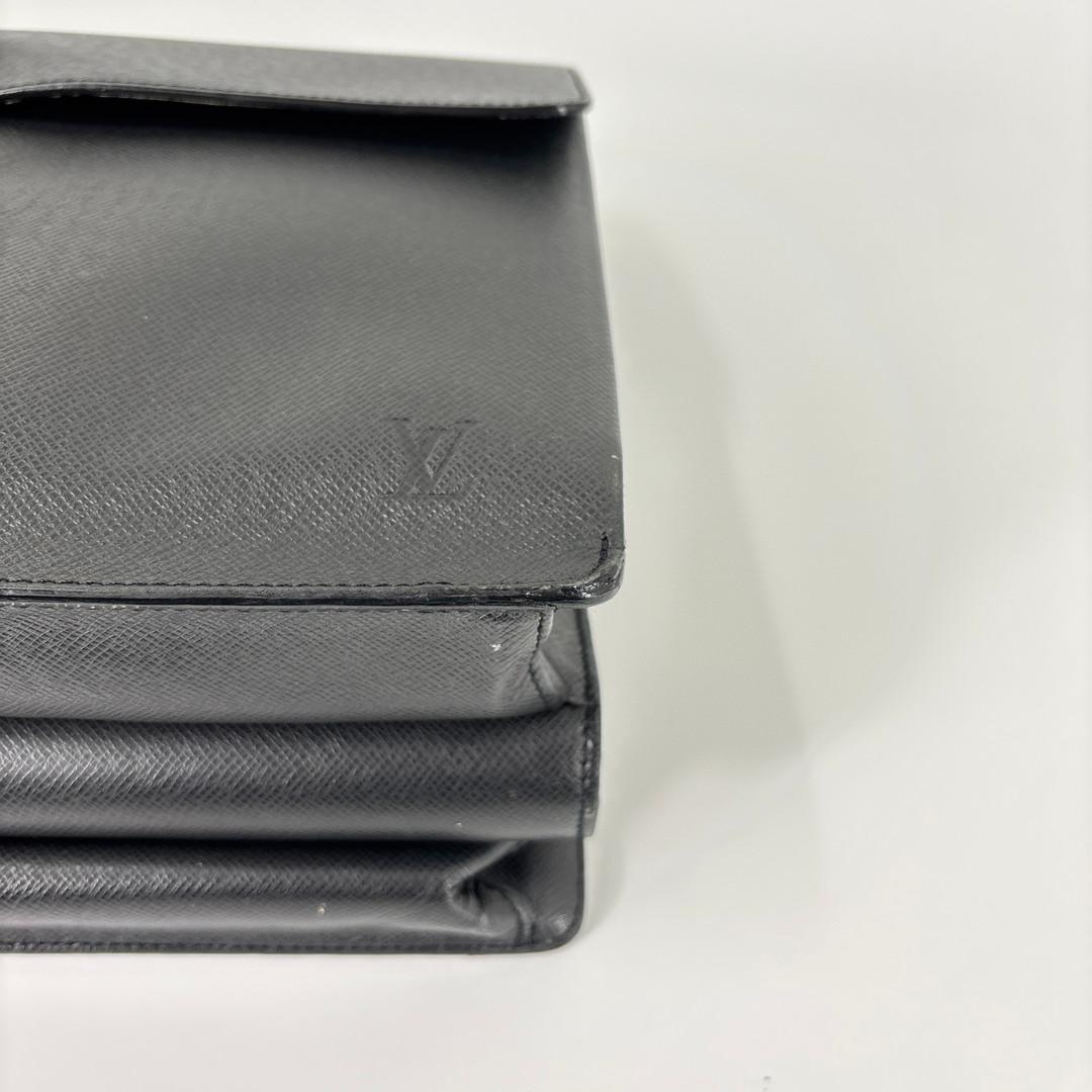 極美品 ルイヴィトン M31042 タイガ ロブスト2 ビジネスバッグ