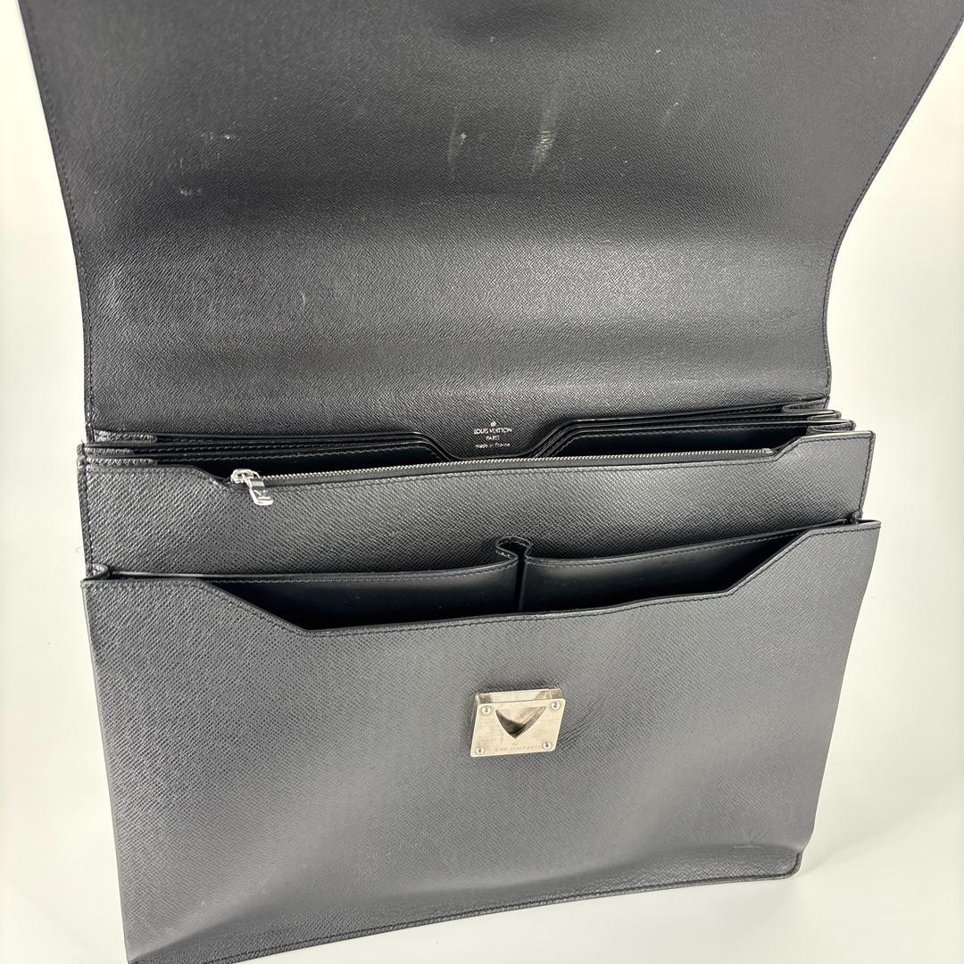 極美品 ルイヴィトン M31042 タイガ ロブスト2 ビジネスバッグ