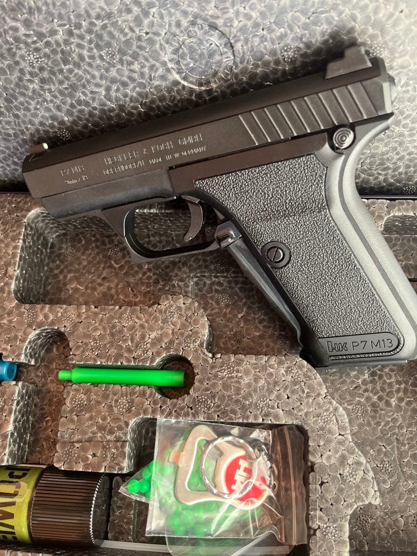 【 MGCトイガン】　 HK P7M13 ガスハンドガン 　エアガン