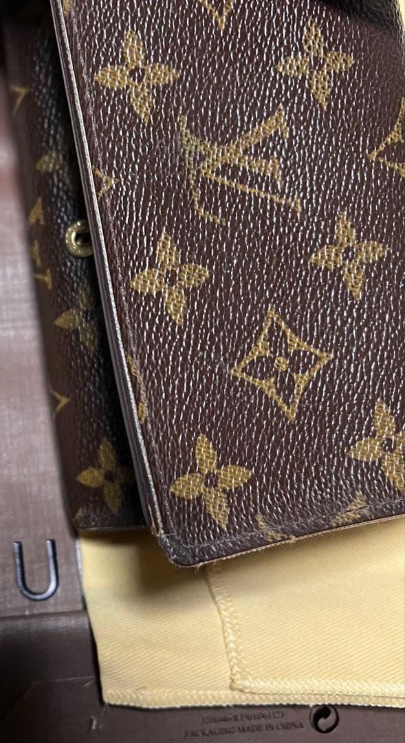 週末限定sale】ルイヴィトンポルトモネトレゾ−ル二つ折財布 美品