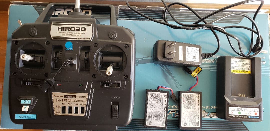 HIROBO SRB Quark SG ラジコンヘリコプター