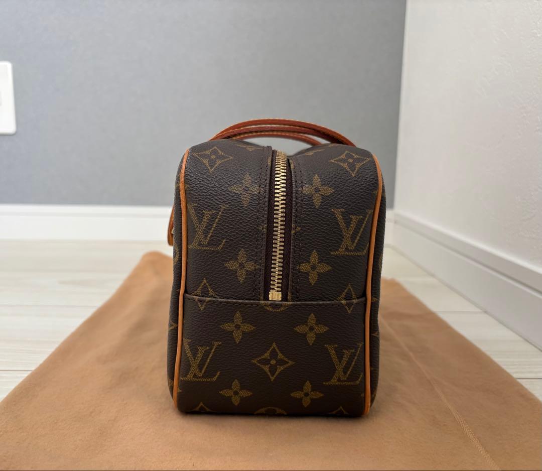 ルイヴィトン　LOUISVUITTON　シテMM　モノグラムバッグ　M51182