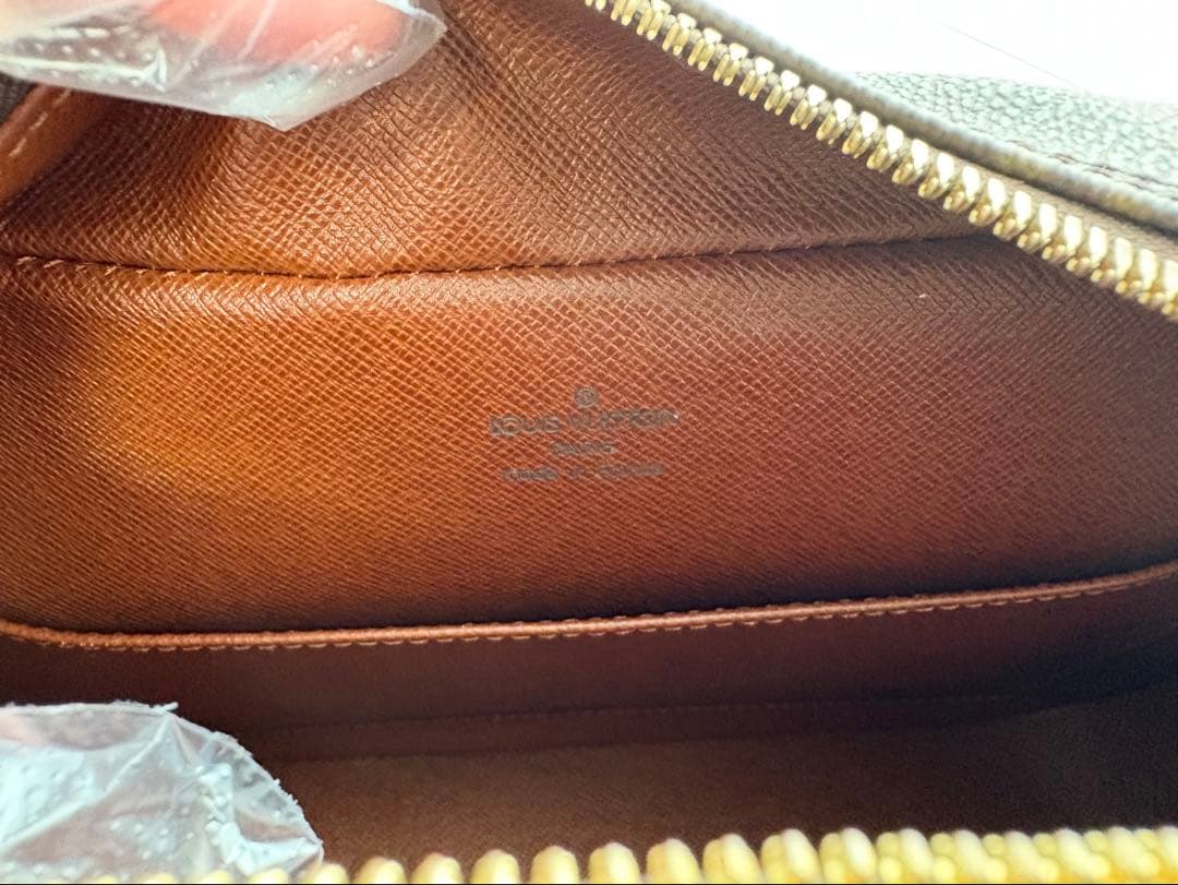 ルイヴィトン　LOUISVUITTON　シテMM　モノグラムバッグ　M51182