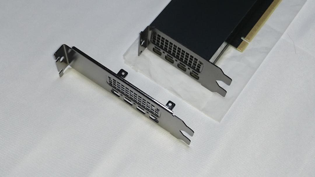 RTX A2000 全付属品完備 【S/N:**********686】の通販はau PAY