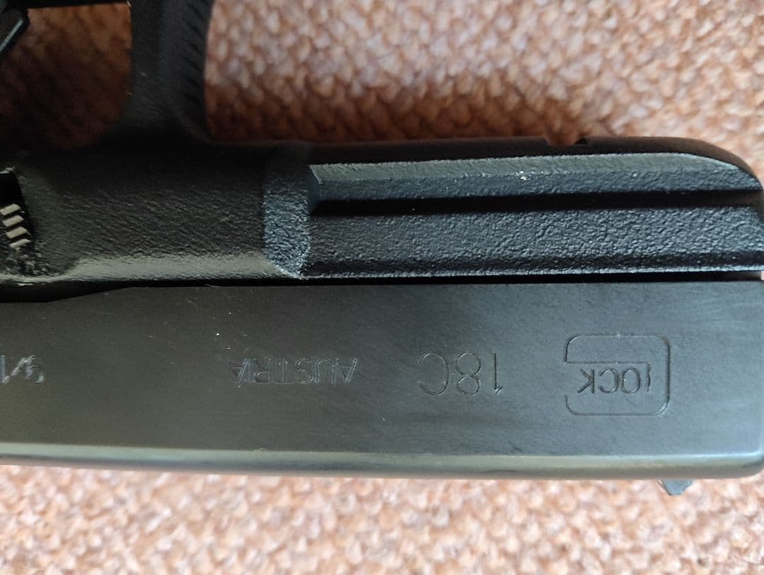 東京マルイグロック18Cエアガン、付属品有り。美品