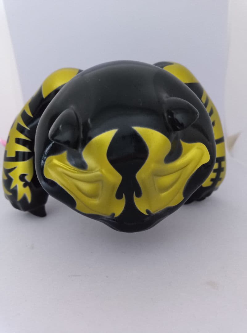 Hariken マッドパンダ MADPANDA ソフビ フィギュア 黒、金