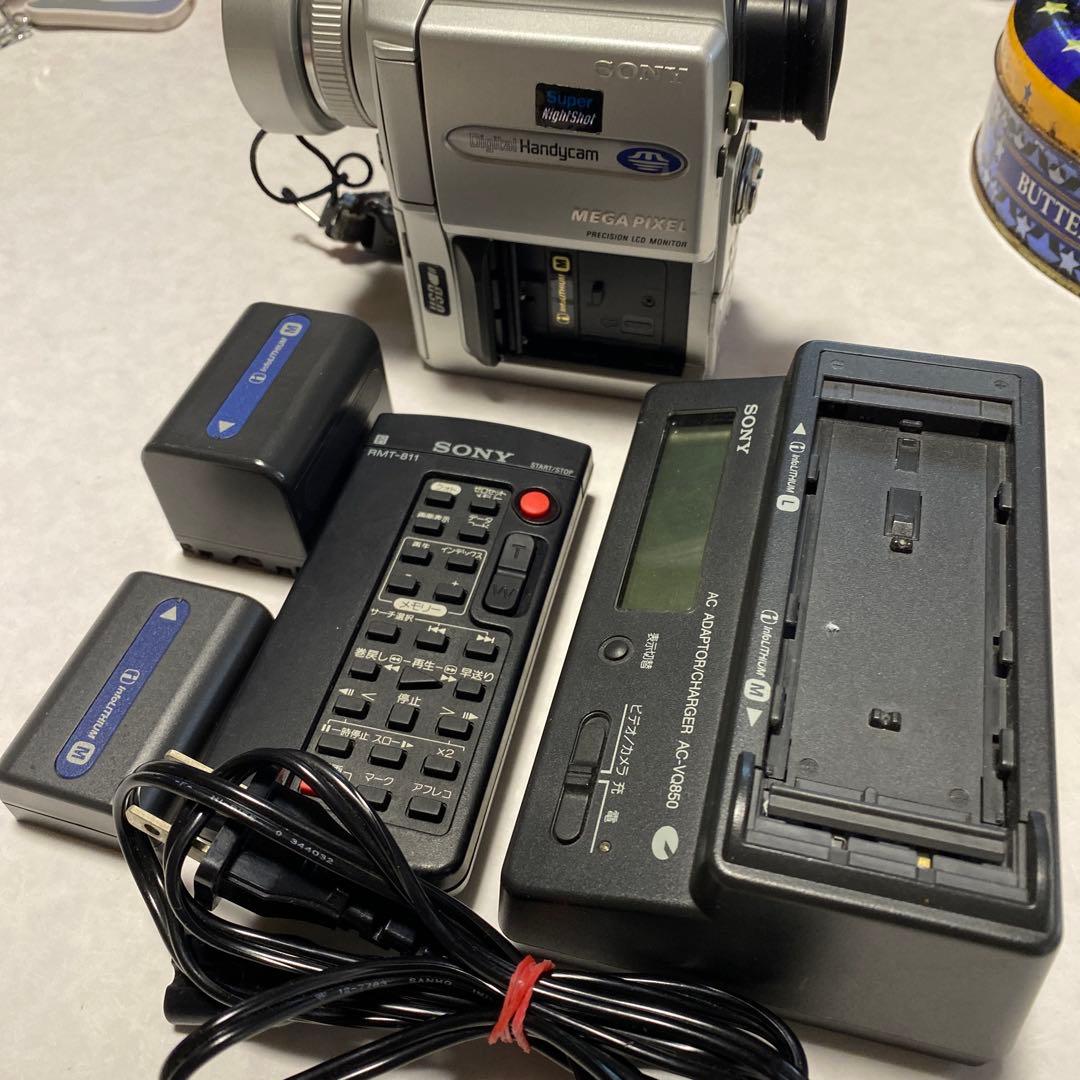 SONY miniDV HANDYCAM DCR-PC110 ①