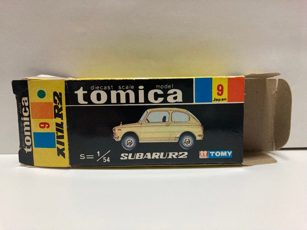 トミカ　No. 9 日本製　スバル　R-2 白シート 緑色指名箱