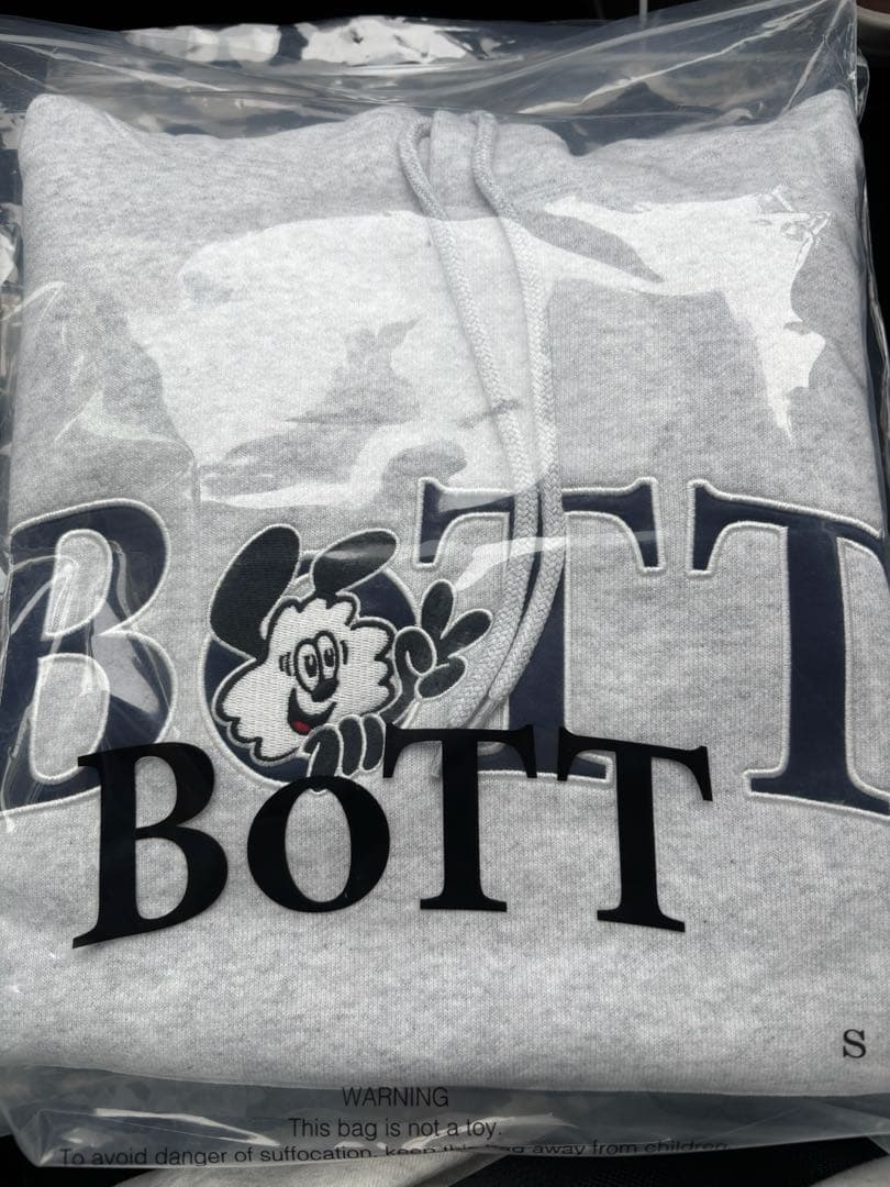 トップス VERDY x BoTT Vick Hoodie Gray