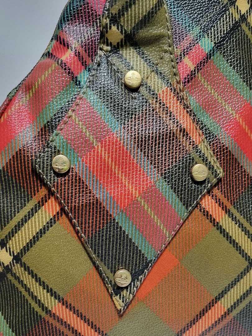 O*O様 ☆美品☆Vivienne Westwood タータンチェック柄 ハンド
