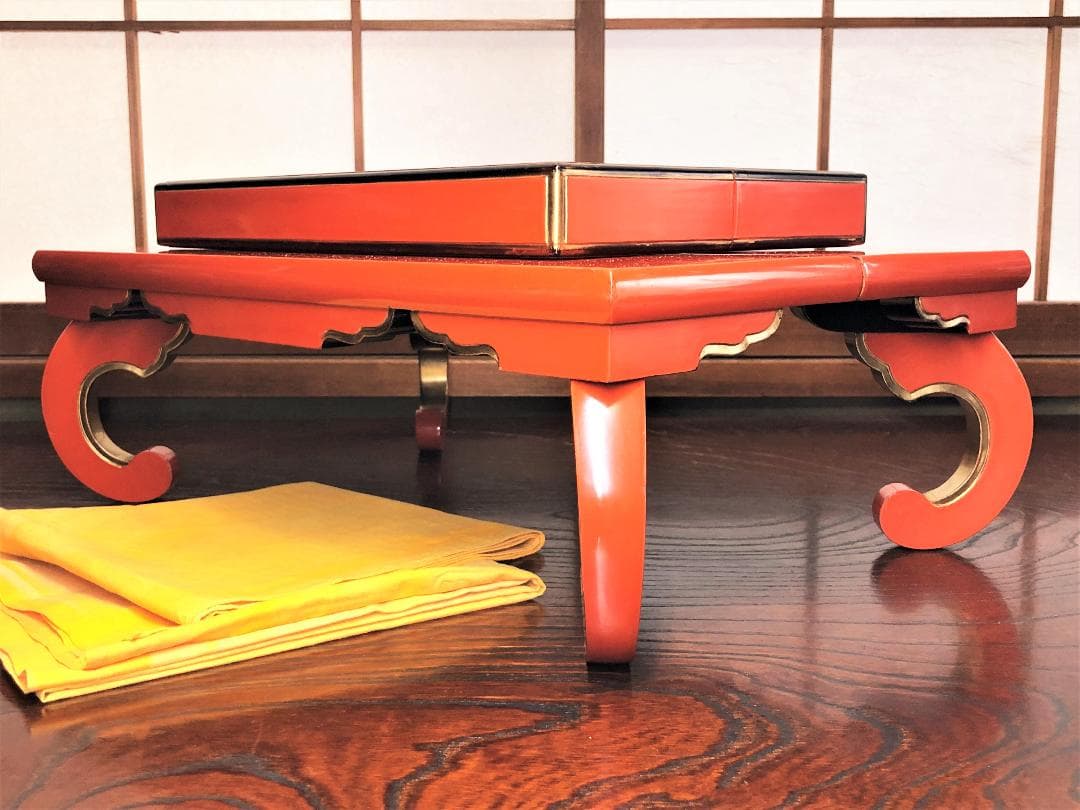 【 面金洗朱花台 壱組 】　明治～昭和初期　稲葉家収蔵品