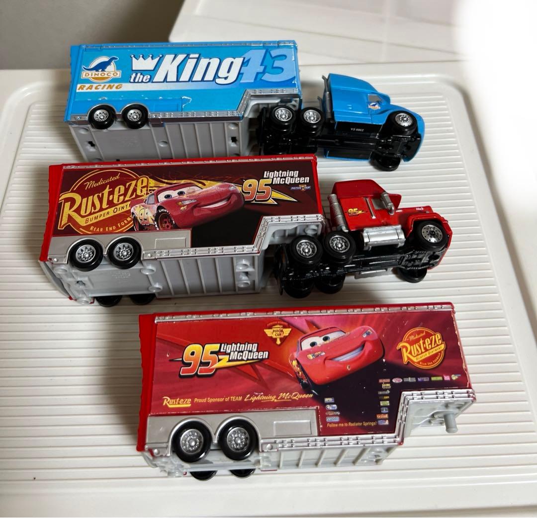 カーズ、マテル、マックトレーラー、キングトレーラー（ミニカー収納付き）