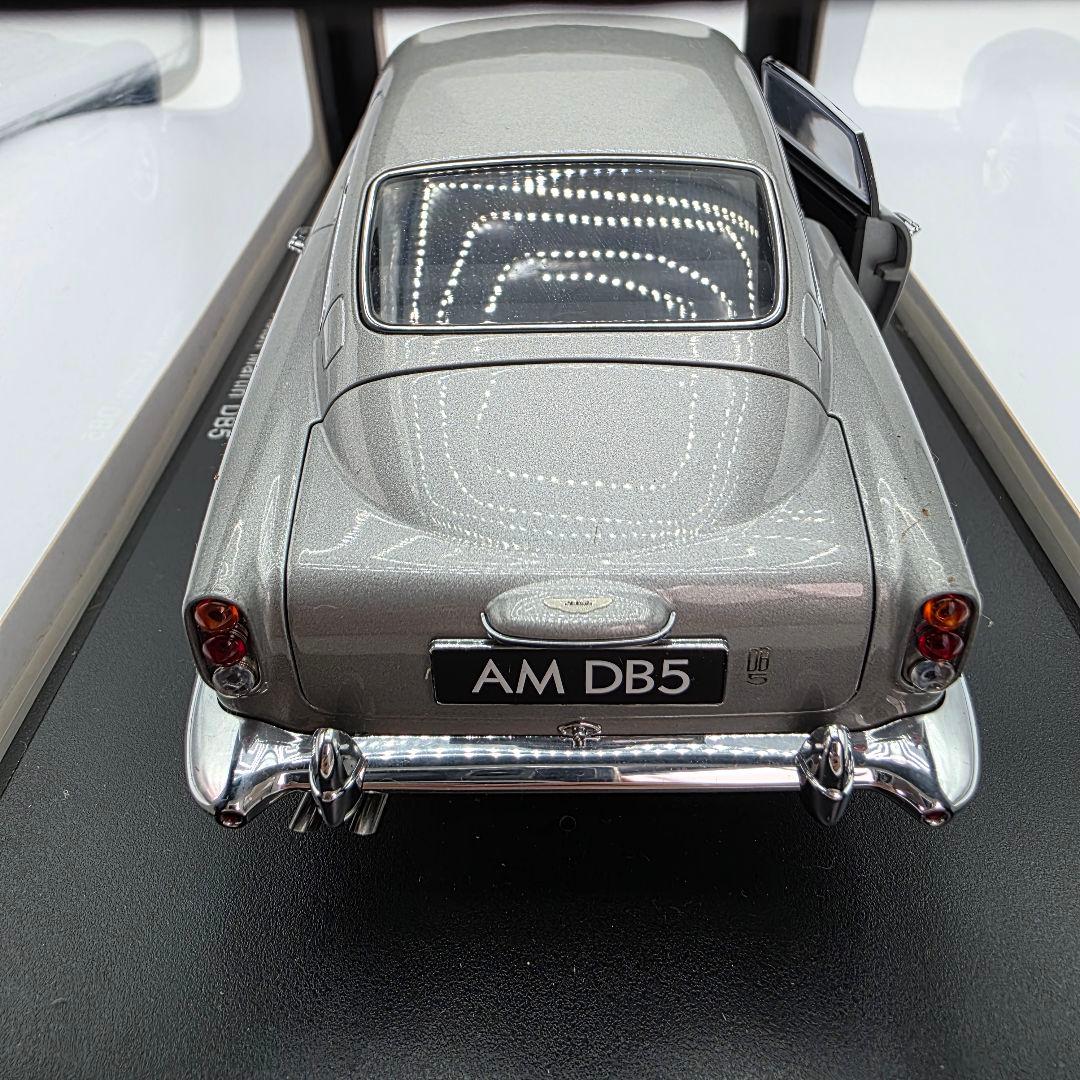 希少　AUTOart製　Aston Martin　DB5　1/18 ミニカー