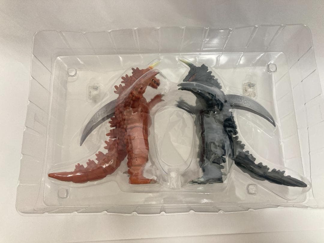 輸送箱付】アルティメットルミナス ブラック レッド ギラス