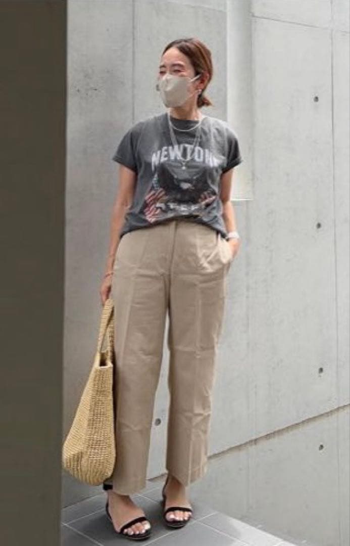 july nine チノパンツ